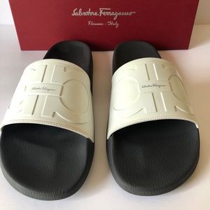 Ferragamo Mens White Slides / Sandals / Flip Flops